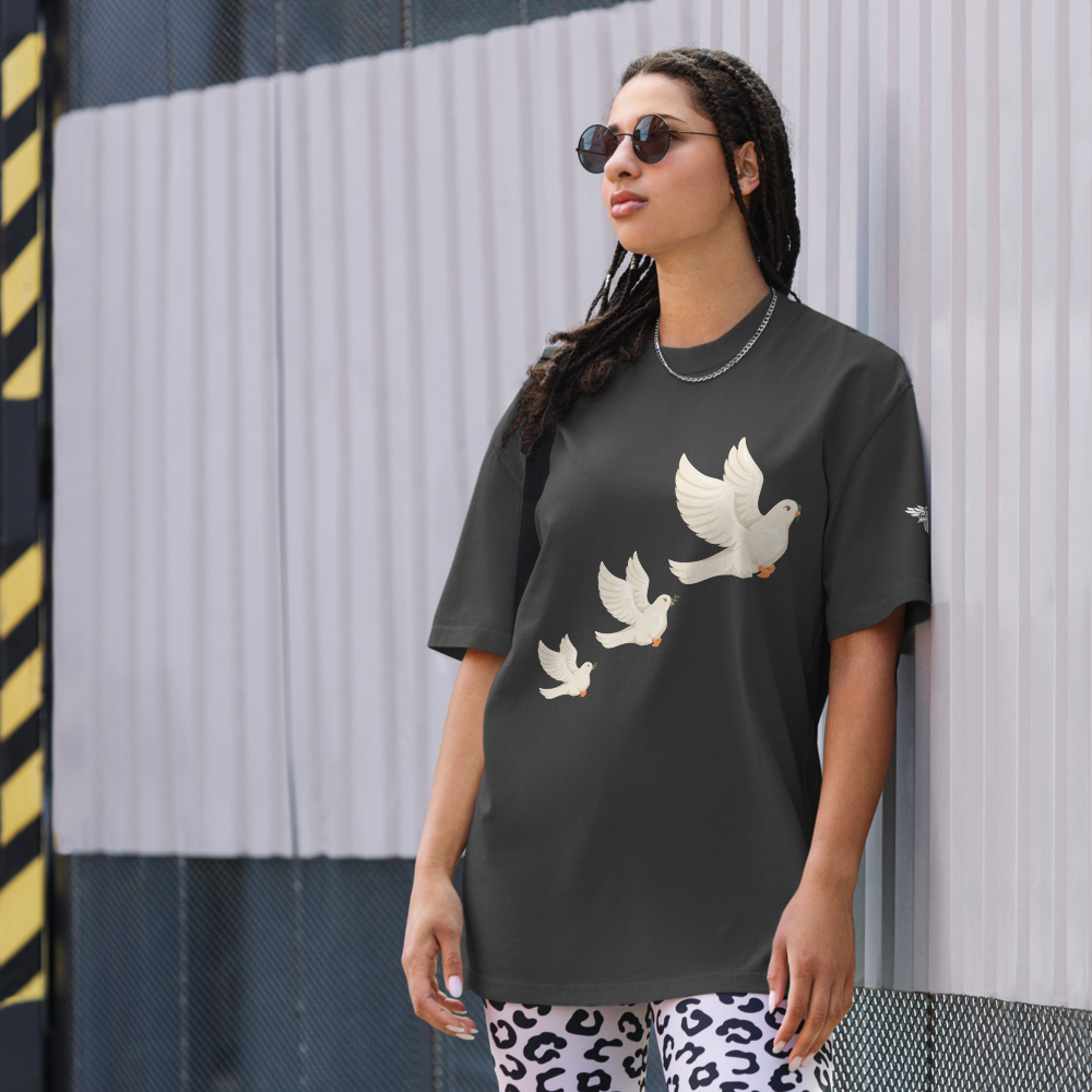 Landa Three Dove Oversized faded t-shirt
