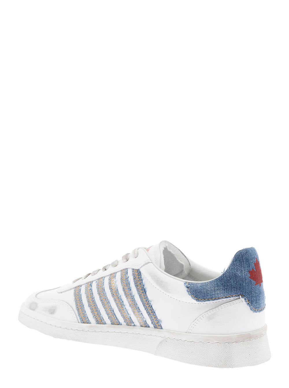 Dsquared2 Men White Low Top Sneakers With Logo Patch On Tongue And Side And Contrasting Heel With Logo In Leather And Cotton Man