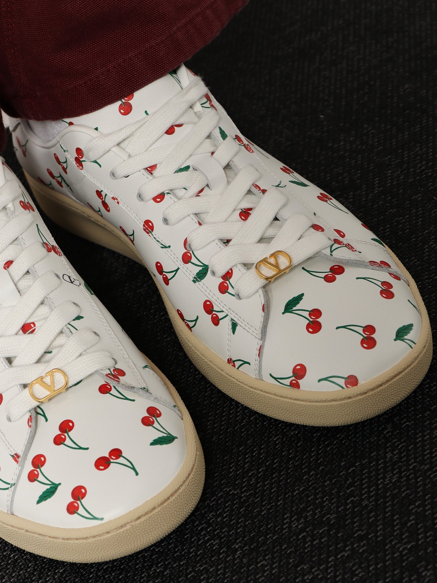 Valentino Garavani Men Royco Low-Top Leather Sneakers