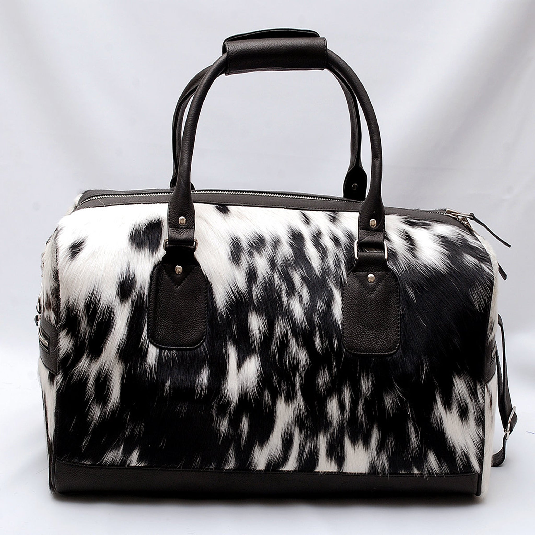 Medium Cowhide Duffel Bag, Genuine Leather Weekend Travel Bag, Stylish Luggage for Men & Women