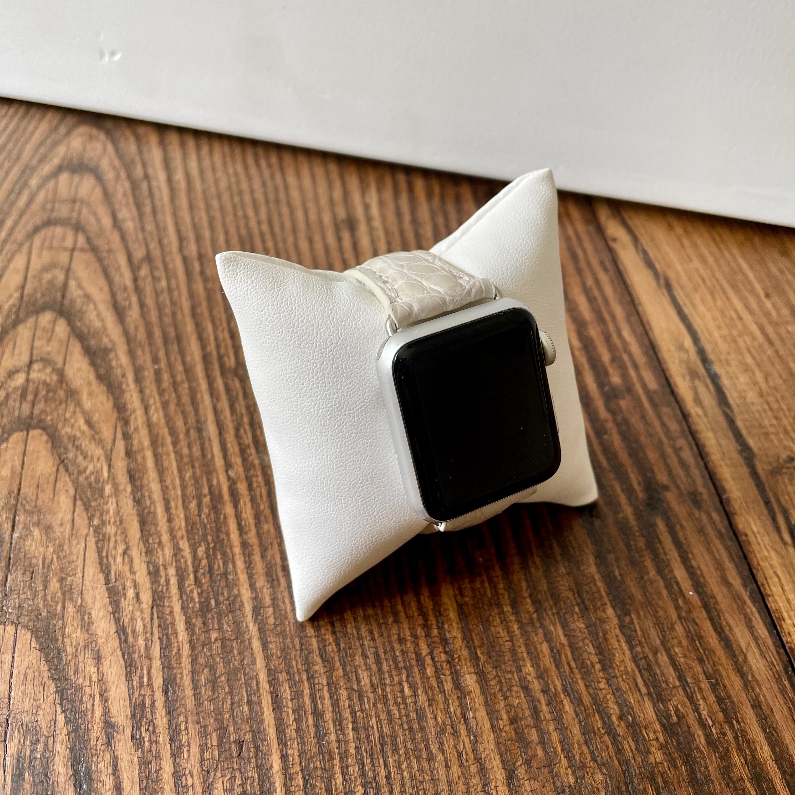 Apple Watch Band, White Bone Matte Alligator