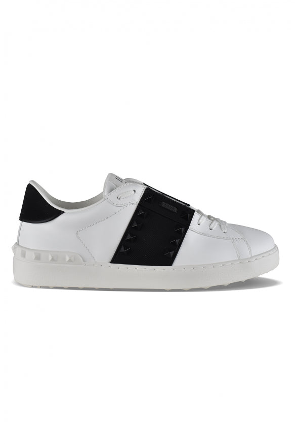 Valentino Garavani Men Rockstud 11 Untitled Sneakers