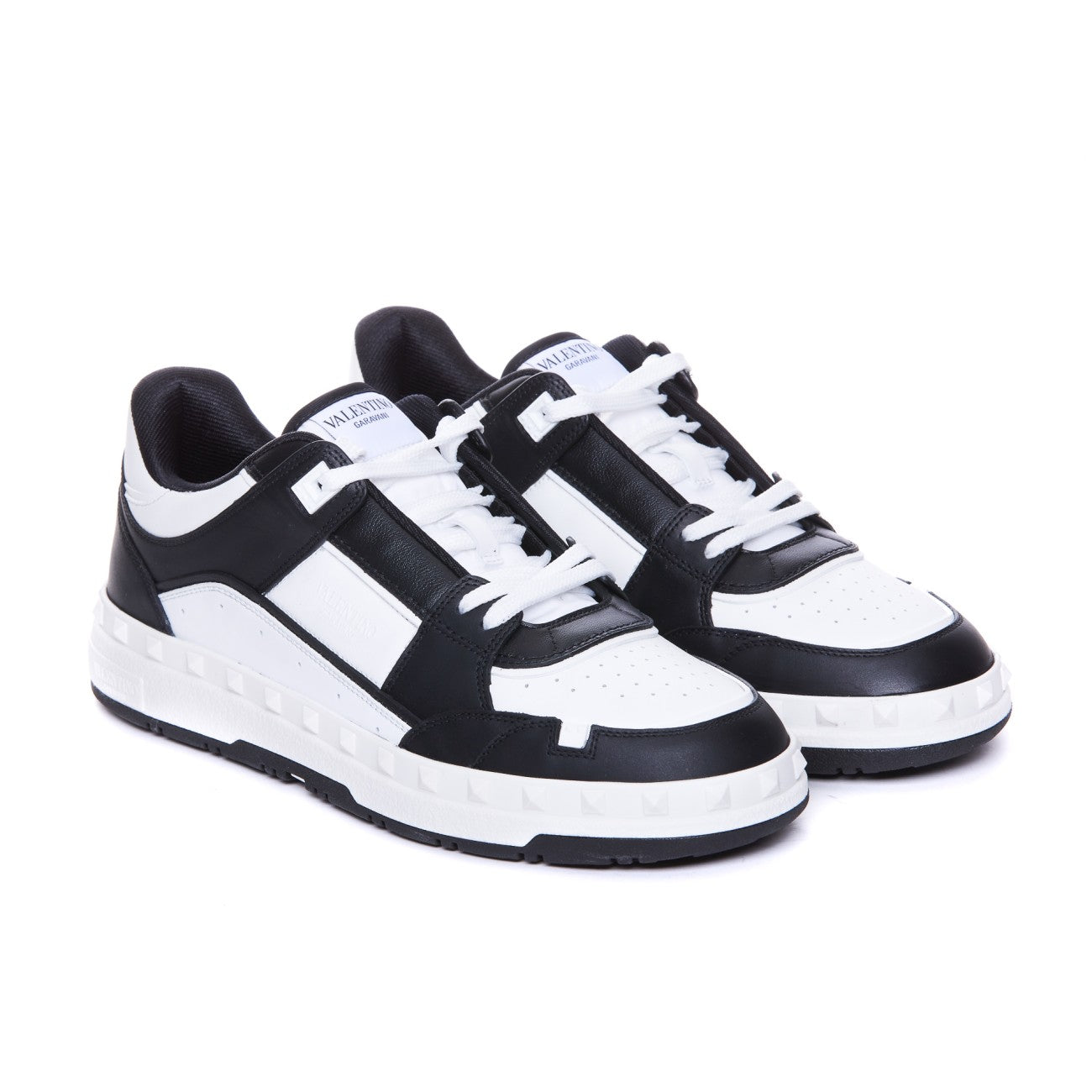 Valentino Garavani Men Freedots Sneakers